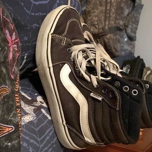 Hightop black and white vans